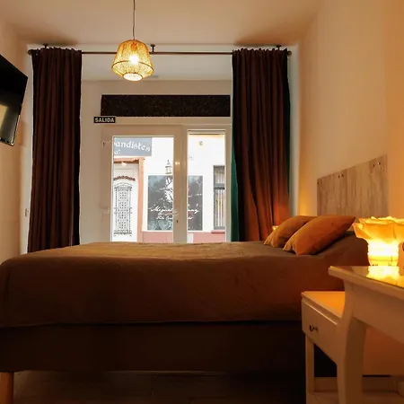 Loft Valentia Ifach ホステル